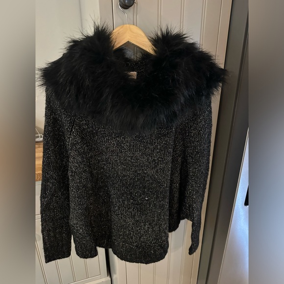 Michael Kors Poncho Sweater w/ Removable Faux Fur - Picture 2 of 3